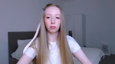 Luna online show from 02/11/26, 08:58