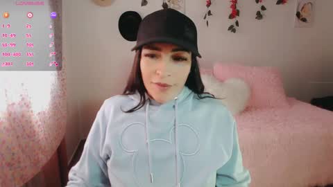 luna online show from 11/12/25, 12:38