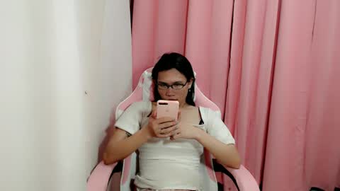 LUNA online show from 01/19/25, 02:36