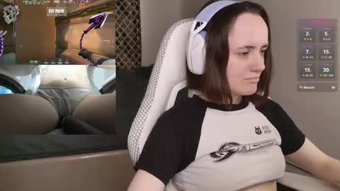 luna_loveeee online show from 09/10/25, 04:34