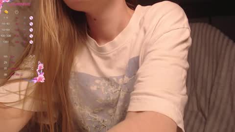 Luna online show from 12/22/25, 02:36