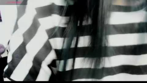 Snapshot of luna_lunatic_black chatting on 06/23/26, 06:33 Luna online show from 06/23/26, 06:33