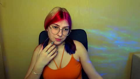 Snapshot of luna_lush_ chatting on 02/12/25, 08:49 Luna online show from 02/12/25, 08:49