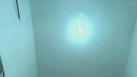 Snapshot of luna_marron chatting on 04/17/26, 08:34 Luna online show from 04/17/26, 08:34