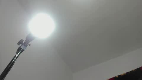 Snapshot of luna_marron chatting on 05/01/26, 09:47 Luna online show from 05/01/26, 09:47