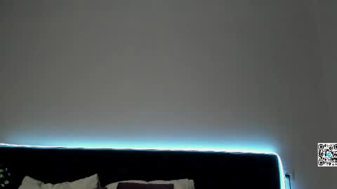 Snapshot of luna_mee chatting on 07/23/26, 11:57 Adele online show from 07/23/26, 11:57