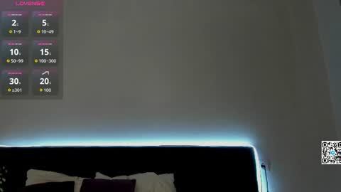 Snapshot of luna_mee chatting on 07/27/26, 01:12 Adele online show from 07/27/26, 01:12