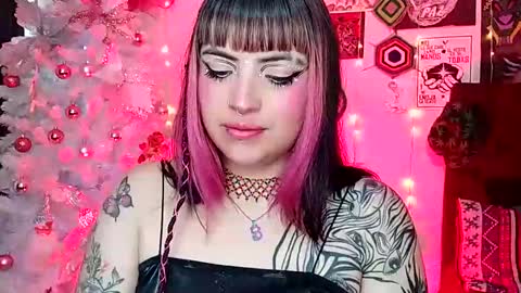 MISS LUNA  online show from 12/21/24, 08:32