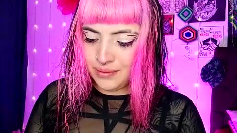 MISS LUNA  online show from 12/31/24, 09:28