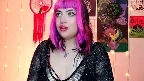 MISS LUNA  online show from 01/13/25, 03:23