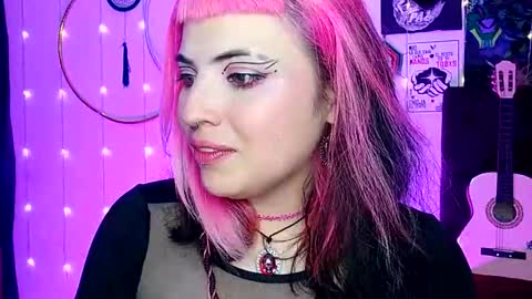 MISS LUNA  online show from 02/19/25, 10:12