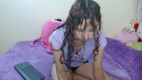 luna_rios69 online show from 04/09/26, 04:34