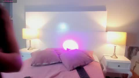 Snapshot of luna_roose1 chatting on 06/17/26, 01:12 Luna Rosse online show from 06/17/26, 01:12