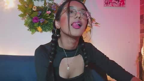 luna_valen online show from 03/06/26, 03:25