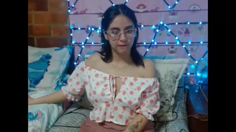 luna_vixxen online show from 03/12/26, 05:46