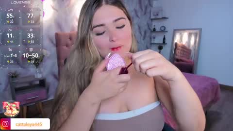  Luna online show from 11/21/25, 02:43