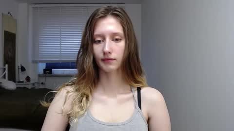 L U N A  online show from 09/29/25, 05:23