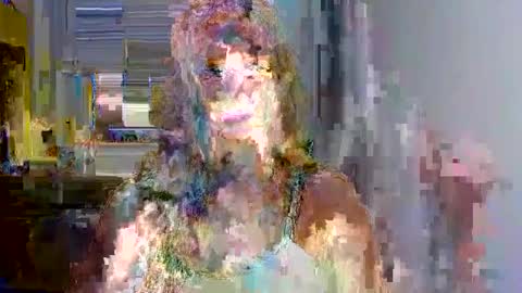 L U N A  online show from 10/24/25, 07:05