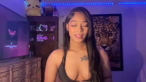 Snapshot of lunaa_11 chatting on 09/15/25, 09:09 lunaa_11 online show from 09/15/25, 09:09