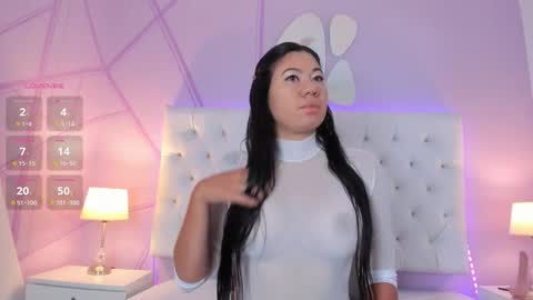 lunaa_hart online show from 11/23/25, 01:33