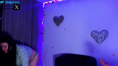 Snapshot of lunaahatzel chatting on 12/13/24, 05:27 Luna Hatzel online show from 12/13/24, 05:27