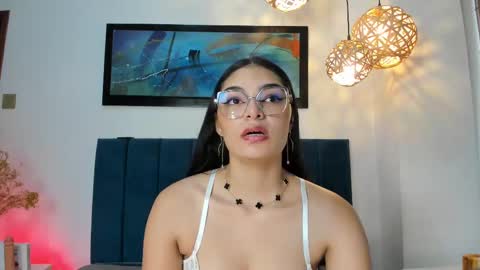 Snapshot of lunaaspen chatting on 09/17/25, 06:20 Luna Aspen online show from 09/17/25, 06:20