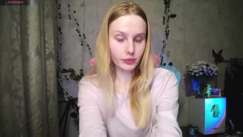 Britney online show from 10/18/25, 07:03