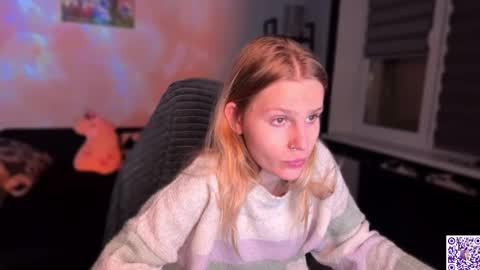 Britney online show from 11/16/25, 07:08