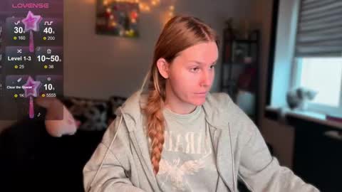 Britney online show from 12/16/25, 07:46