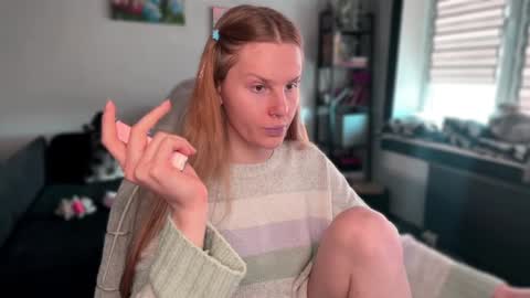 Britney online show from 02/01/26, 12:04