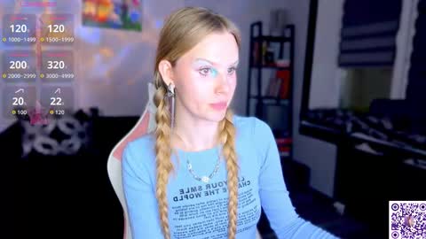 Britney online show from 03/12/26, 07:42