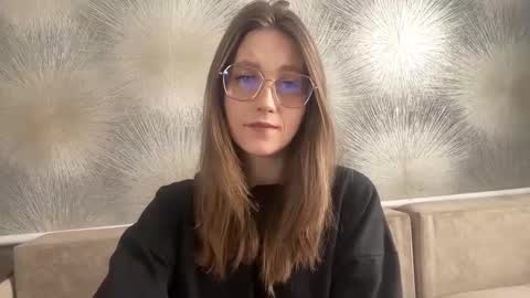 lunafeather online show from 03/04/26, 04:51