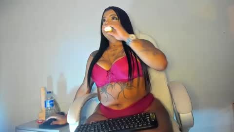 lunafever68 online show from 07/05/26, 02:40