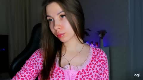 lunail online show from 02/11/26, 01:10