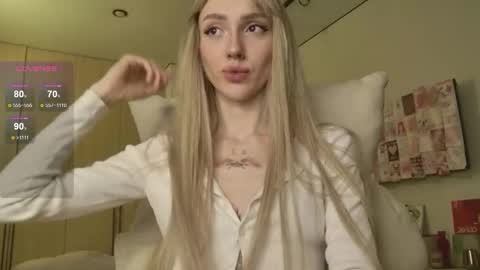 Luna online show from 02/13/26, 01:45