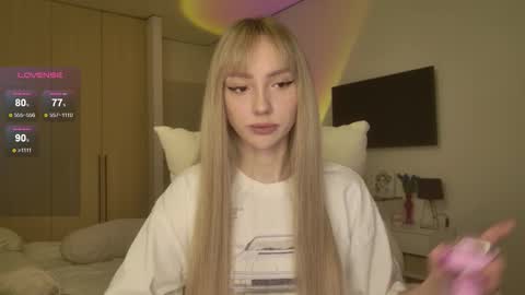 Luna online show from 03/15/26, 02:28