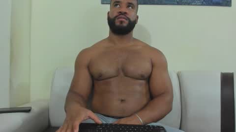 Luna online show from 03/16/26, 08:18