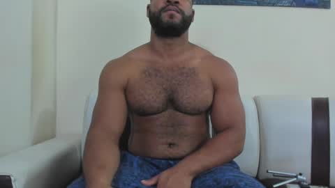 Luna online show from 04/01/26, 07:20