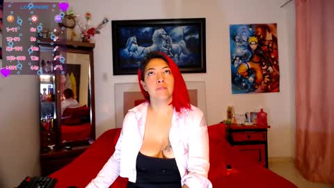 Snapshot of lunalatinacoo chatting on 02/18/25, 11:44 LUNA online show from 02/18/25, 11:44