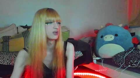 Snapshot of lunaleporem chatting on 01/09/26, 12:35 You can call me Luna 3 online show from 01/09/26, 12:35