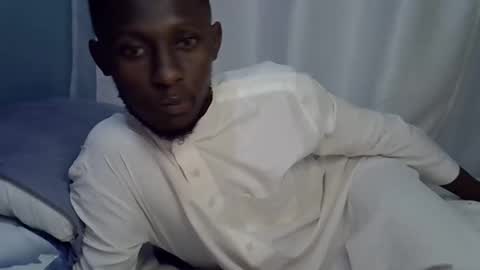 Snapshot of lunalove22_ chatting on 09/09/25, 03:06 lunalove22_ online show from 09/09/25, 03:06