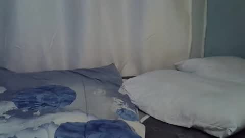 Snapshot of lunalove22_ chatting on 09/15/25, 04:07 lunalove22_ online show from 09/15/25, 04:07