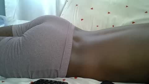 Snapshot of lunalove22_ chatting on 02/06/26, 07:45 lunalove22_ online show from 02/06/26, 07:45