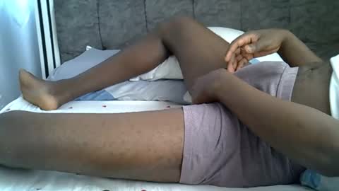 Snapshot of lunalove22_ chatting on 03/21/26, 07:35 lunalove22_ online show from 03/21/26, 07:35