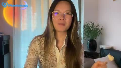 Luna online show from 05/19/26, 01:56