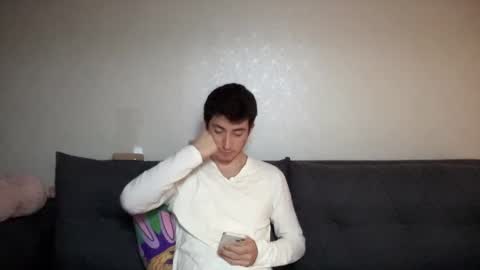 Snapshot of lunamalpica chatting on 01/05/25, 03:43 LunaPica online show from 01/05/25, 03:43