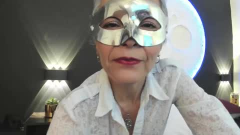 lunamisteriosa_ online show from 09/24/25, 11:24