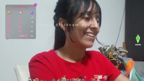 Snapshot of lunamoon_17 chatting on 01/30/25, 11:55 LUNA online show from 01/30/25, 11:55