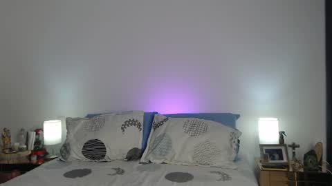 Snapshot of lunamyers_ chatting on 06/09/26, 12:11 L U N A online show from 06/09/26, 12:11