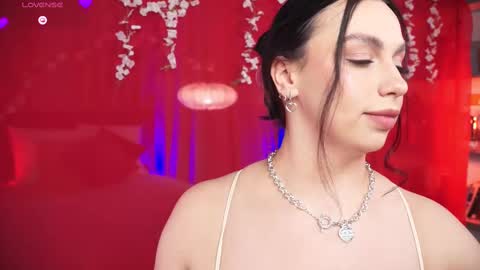 Luna  next streams Mon Fri Sat Sun 8pm-5am gmt0 online show from 02/23/25, 03:56